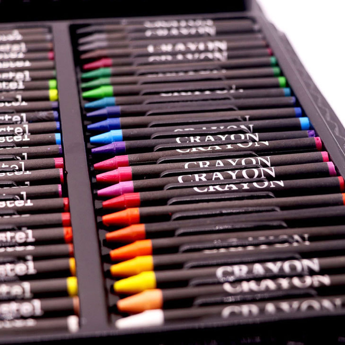 The Masterpiece 168-Piece Art Studio